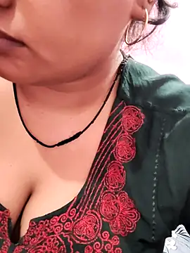 hoti_Anjali webcam