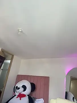 Janettcruz webcam