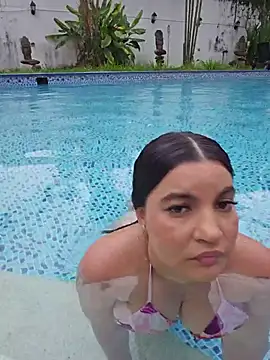 Pretty_Julieta webcam