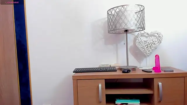 tenny_shy webcam