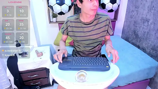 Alex_it0_ live sex cam