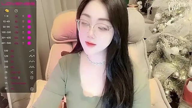 Monica-666888- webcam