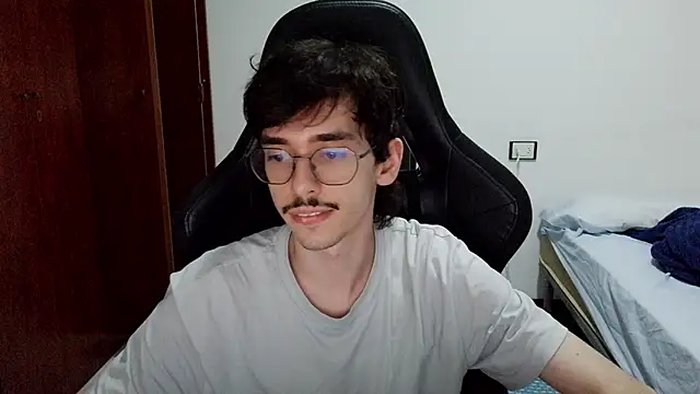 gabrielNovin17cm webcam