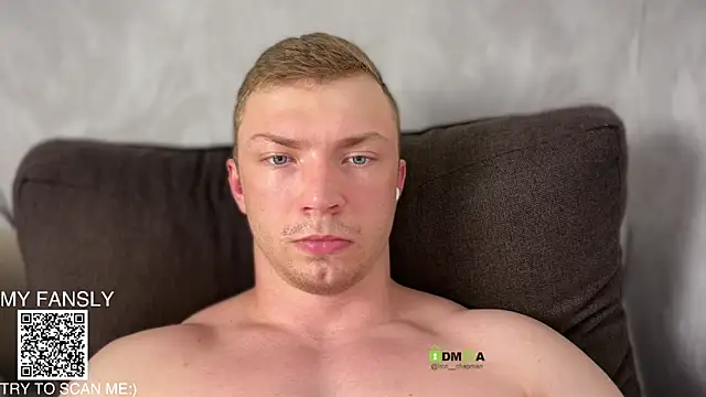 iron__chap webcam