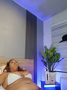 Elise-Leyton webcam