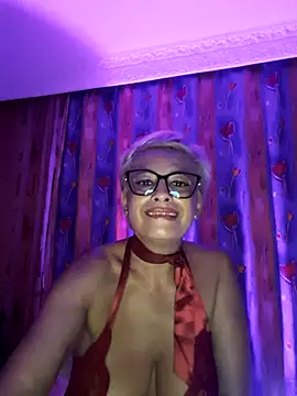 LunaBlaise webcam