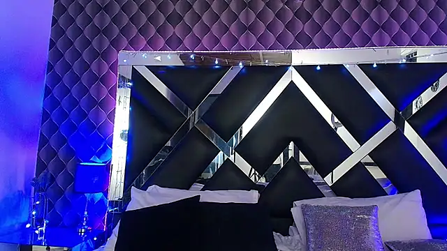 victoriaa_lee_ webcam