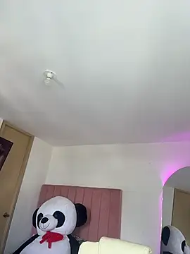 Janettcruz webcam