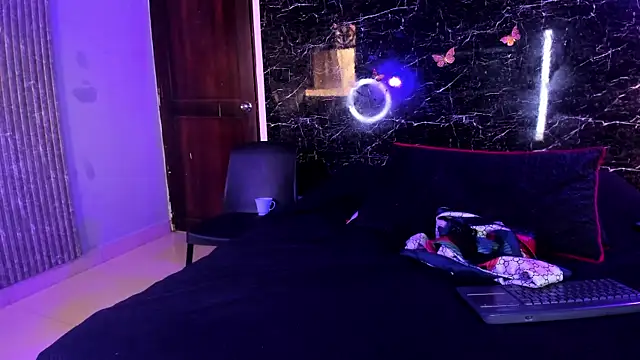 Adrian_Wolf webcam