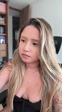 MiaPetit_ webcam