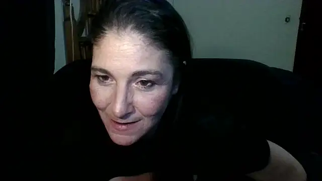 GODDESSTIAMAT webcam