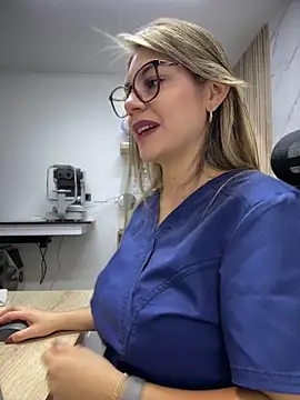 alicee16 live webcam