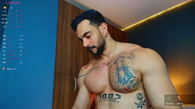 massimo_visconti (M young) - show ass + spanking💥