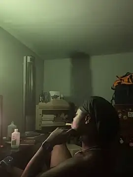MIGHTYDEMONXXX webcam