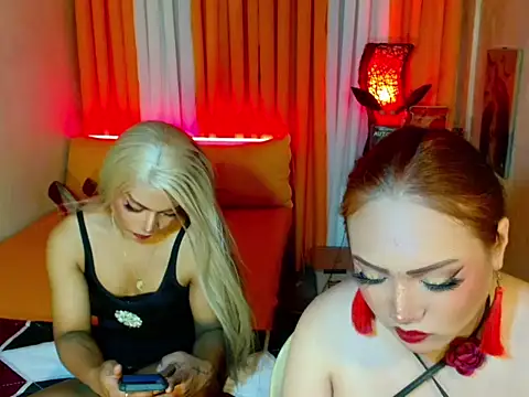 Phenomenal_Shemale webcam