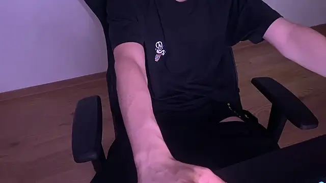 CyprianFireroom webcam