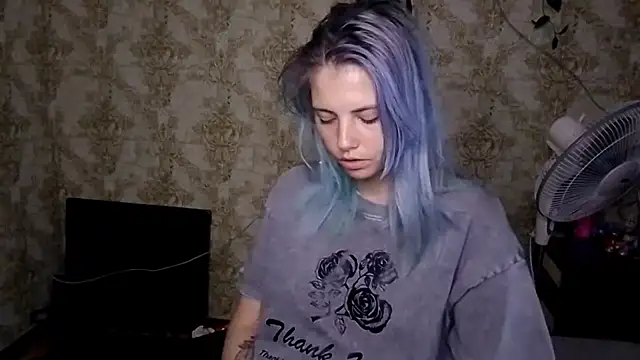 Helen18glo webcam