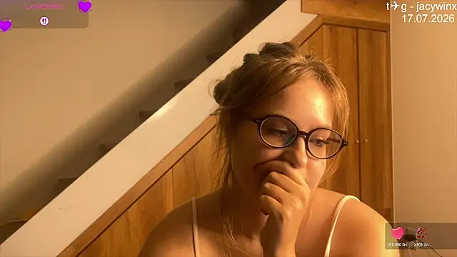 JacyWinslat webcam