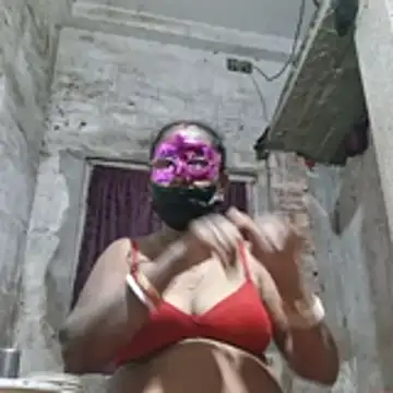 Riya45326 webcam