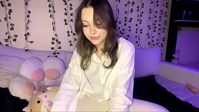 yanashowsy webcam