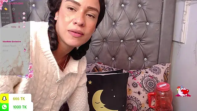 LAILAGUMMY webcam