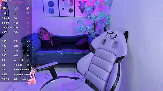 Maggy_t18 webcam
