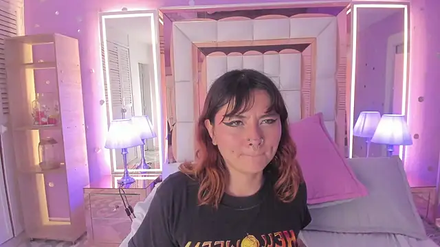 Goldentemptation_ webcam