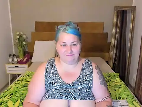 Sugarmommy_69X webcam