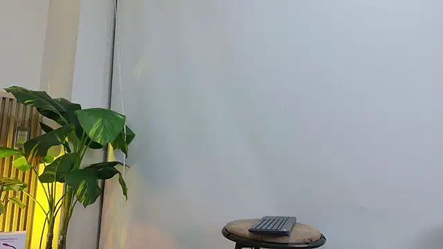 Carrie_GB webcam