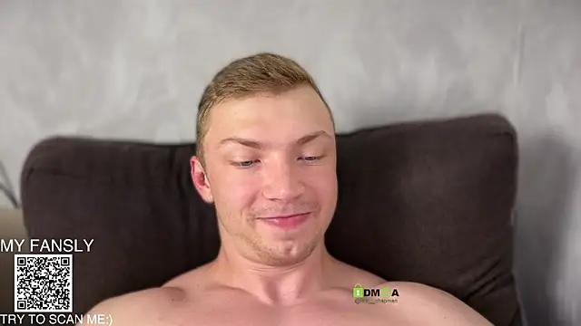 iron__chap webcam