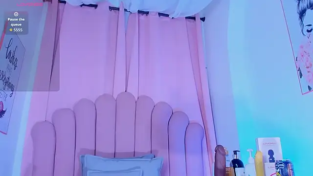 NicoleMadrird webcam