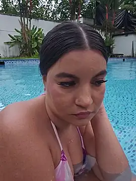 Pretty_Julieta webcam