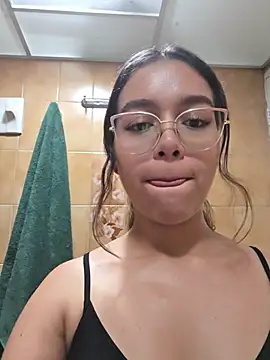 Andrea-Queen webcam