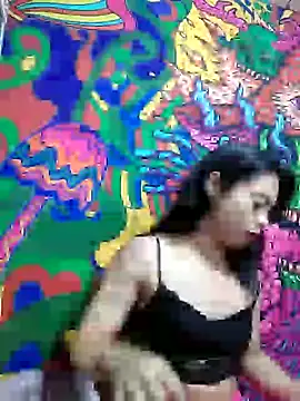 YourHotMenxie18 webcam