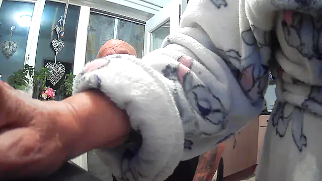 playfulchell webcam