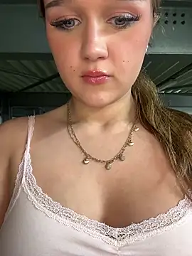 Hannah-2007 webcam