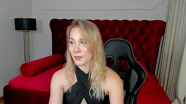 ElaraVoltage webcam