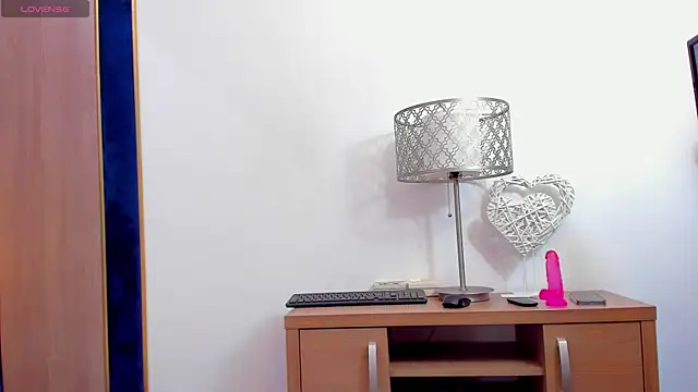 tenny_shy webcam