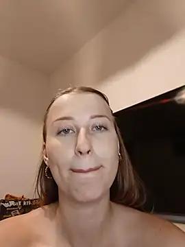 Susiee_Redd webcam
