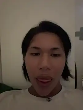 Mae_Kith_Loose webcam