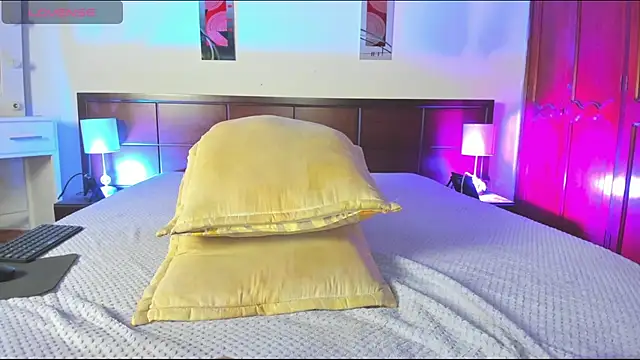 MiaMarin_hot webcam