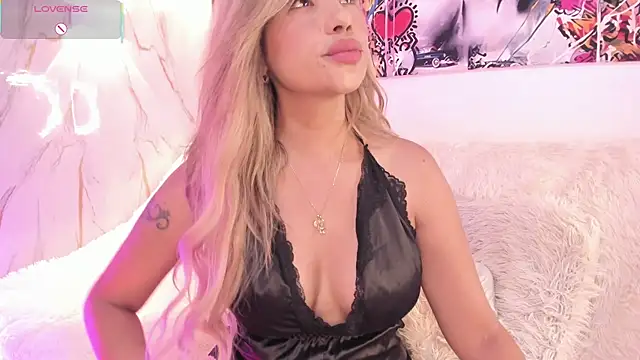 Agatha210 Live Web Cam Show