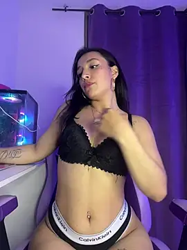 Megaan_11 Live Web Cam Show