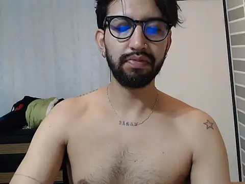 thomass1018 webcam
