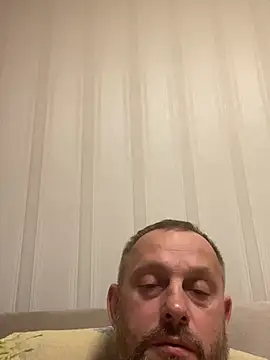 Frosl live cam on StripChat