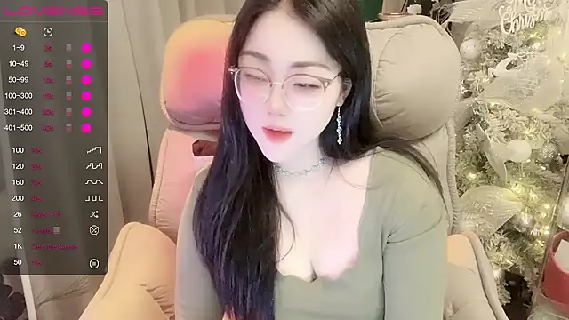 Monica-666888- live webcam