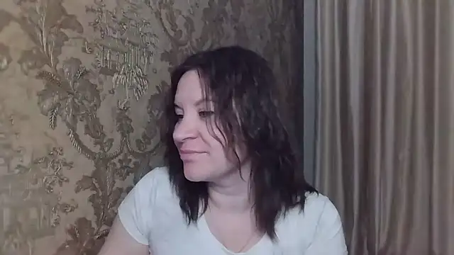 Lauralison live webcam