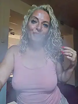 LadyTouch webcam