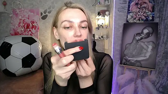 NickyAdamidi webcam
