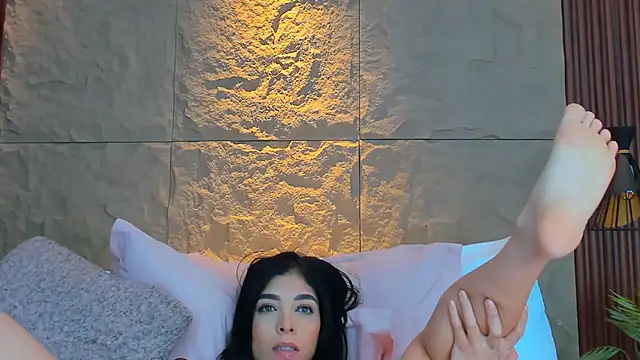 AshleyBaker1 webcam